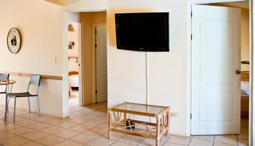 Family Condo, 2 Bedrooms photo 2