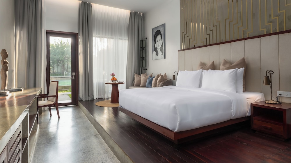 Mini Suite Free Laundry + Daily 60Min Massage + Mini Bar + Airport Pick-Up - Photo 1
