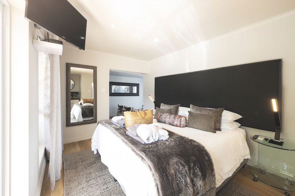 Double or Twin Room (7) photo 2