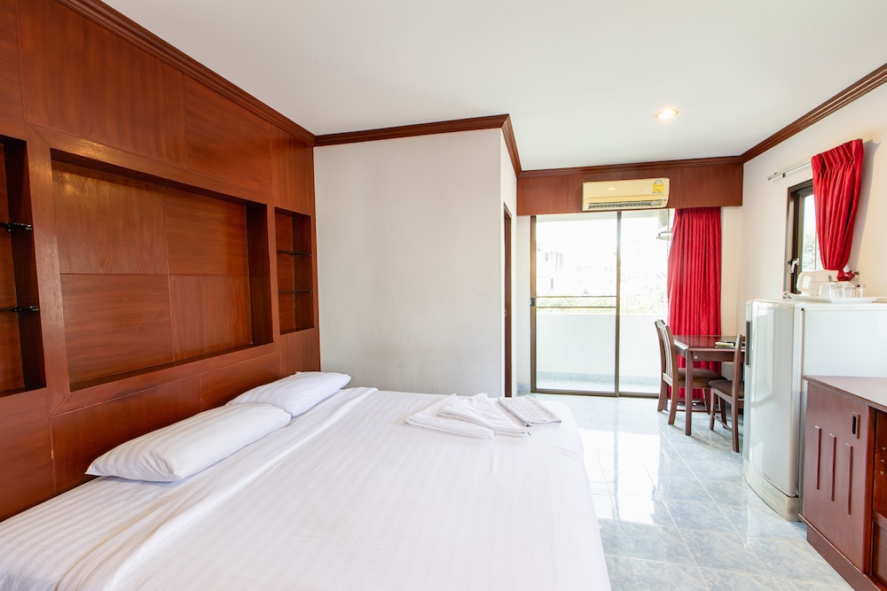 Standard Double Room - Photo 6