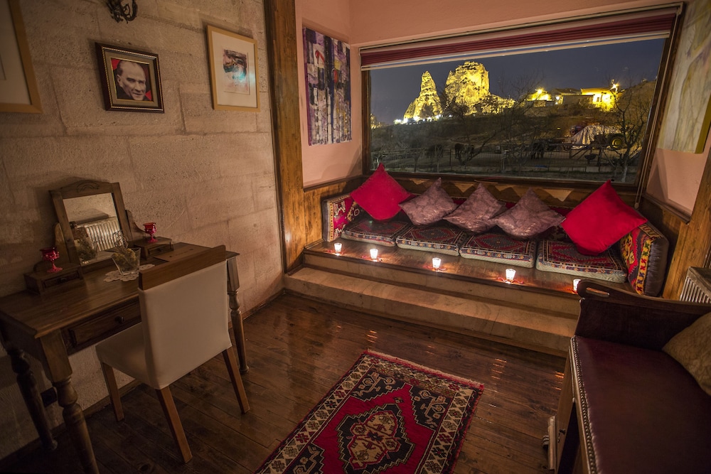 Panoramic Room - Photo 6