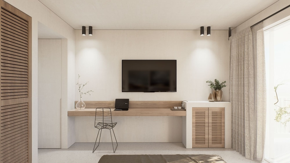 2 Bedroom Family Room - Photo 5