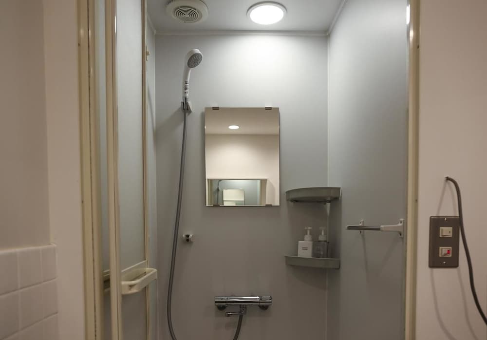 Twin Room, Non Smoking photo 2