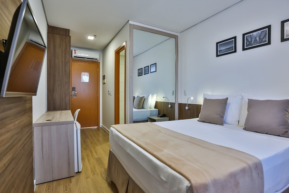 Standard Double Room - Photo 2