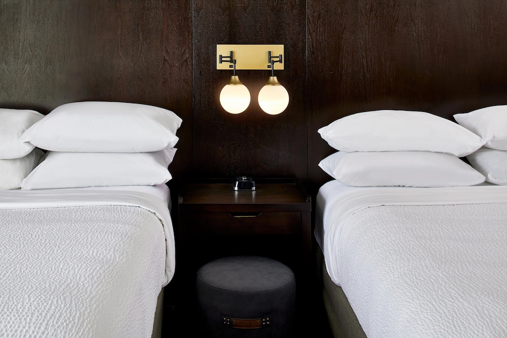 Deluxe Room, 2 Double Beds - Photo 1