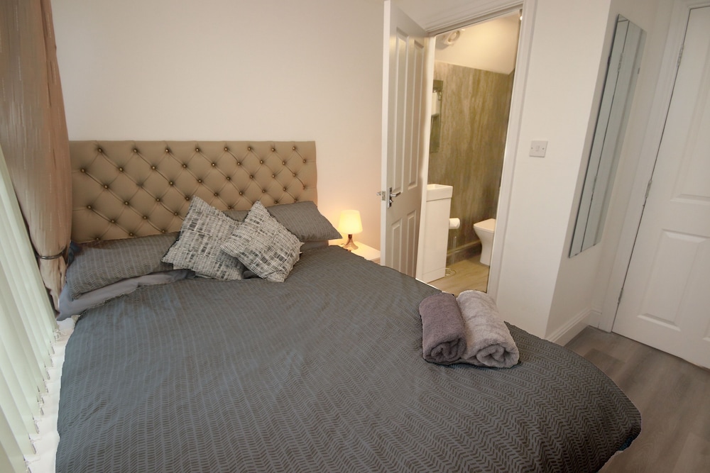 Double Room, 1 Double Bed, Ensuite photo 1