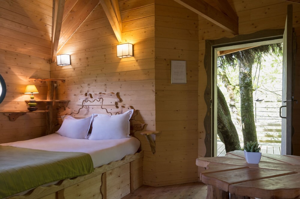 Cabin photo 2
