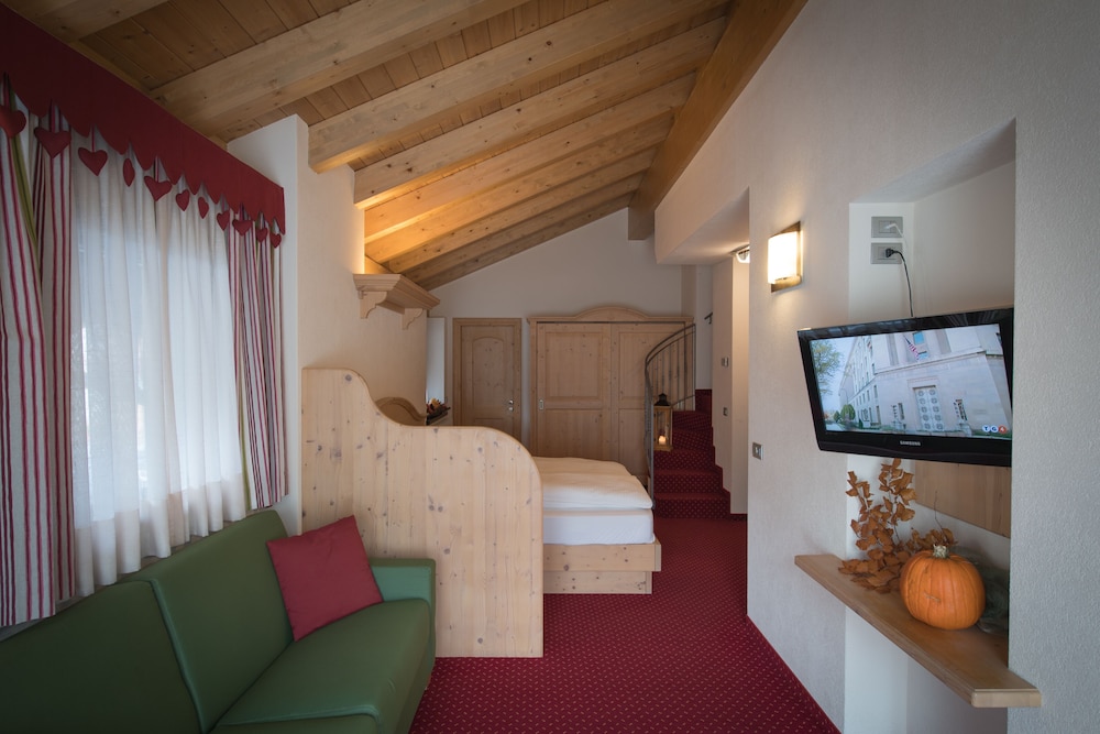 Panoramic Studio Suite, 2 Bathrooms