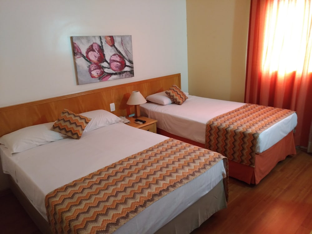 Standard Triple Room - Photo 2