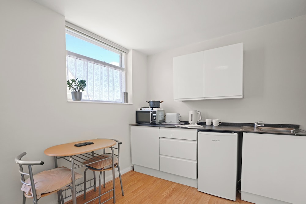 Apartment (Studio Apartment) photo 1