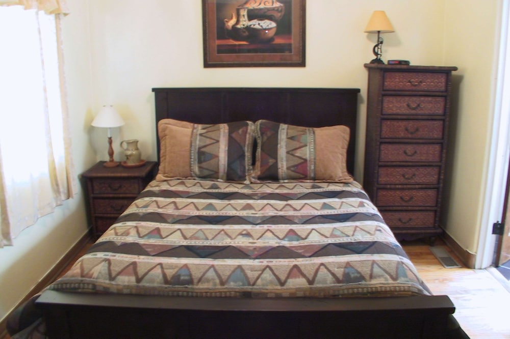 Room, 1 Queen Bed, Non Smoking - Photo 1