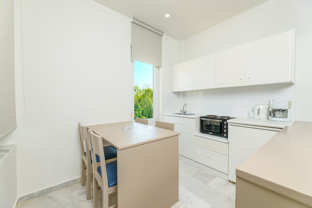 Family Apartment - Photo 4