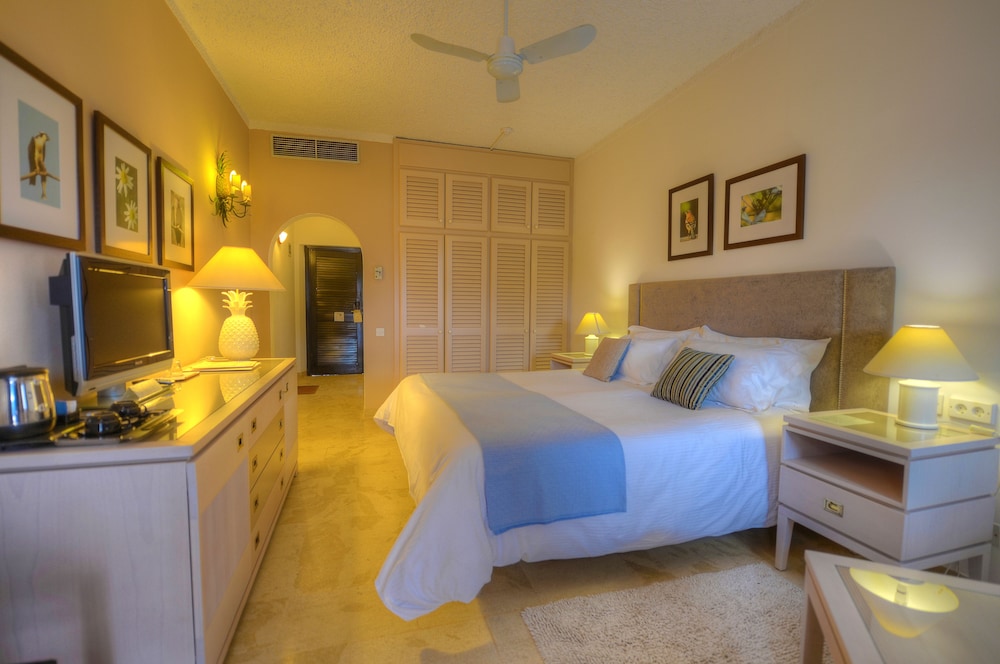 Classic Triple Room - Photo 2