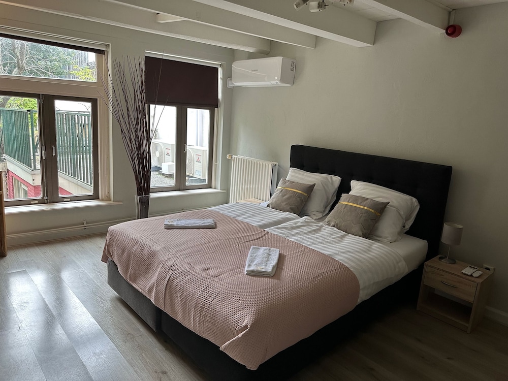 Premium Double Room, 2 Twin Beds, Non Smoking - Photo 4