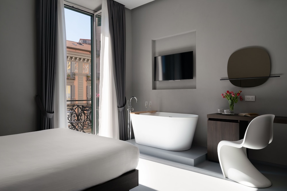 Deluxe Double Room, Balcony, City View