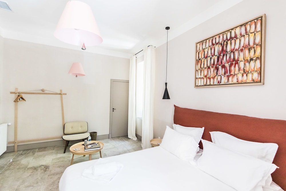 Double Room (1) - Photo 1