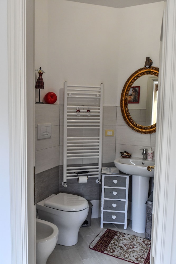 Double Room (Stanza Riviera dell'Amore) photo 2