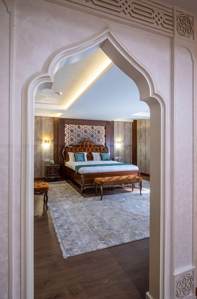 Premium Suite - Photo 5