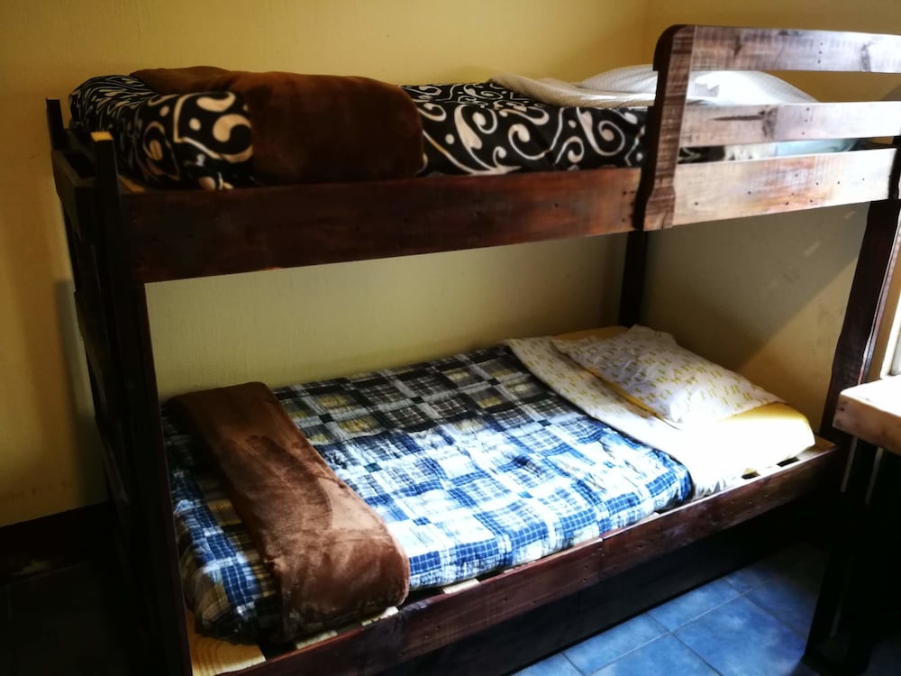 Basic Shared Dormitory, 2 Twin Beds, Non Smoking photo 2