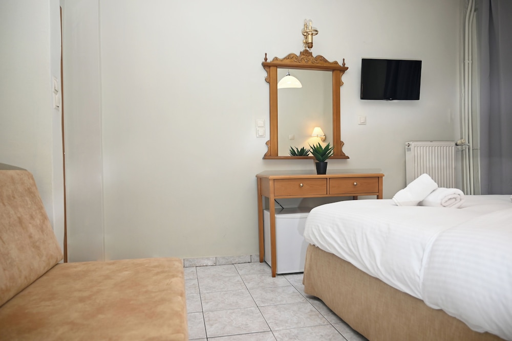 Standard Single Room, Balcony, City View photo 3