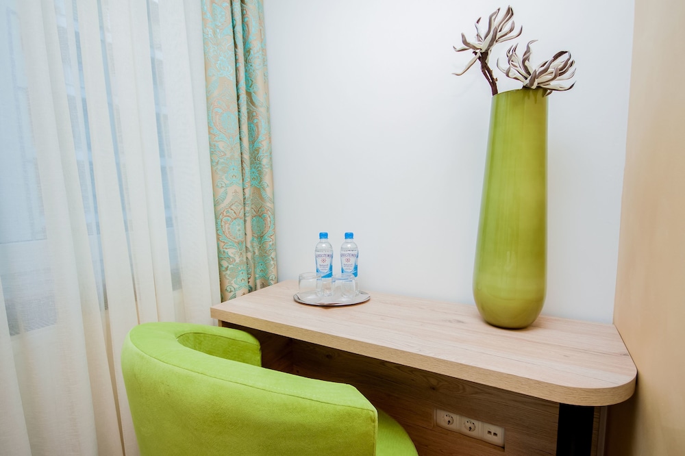 Double Room - Photo 3