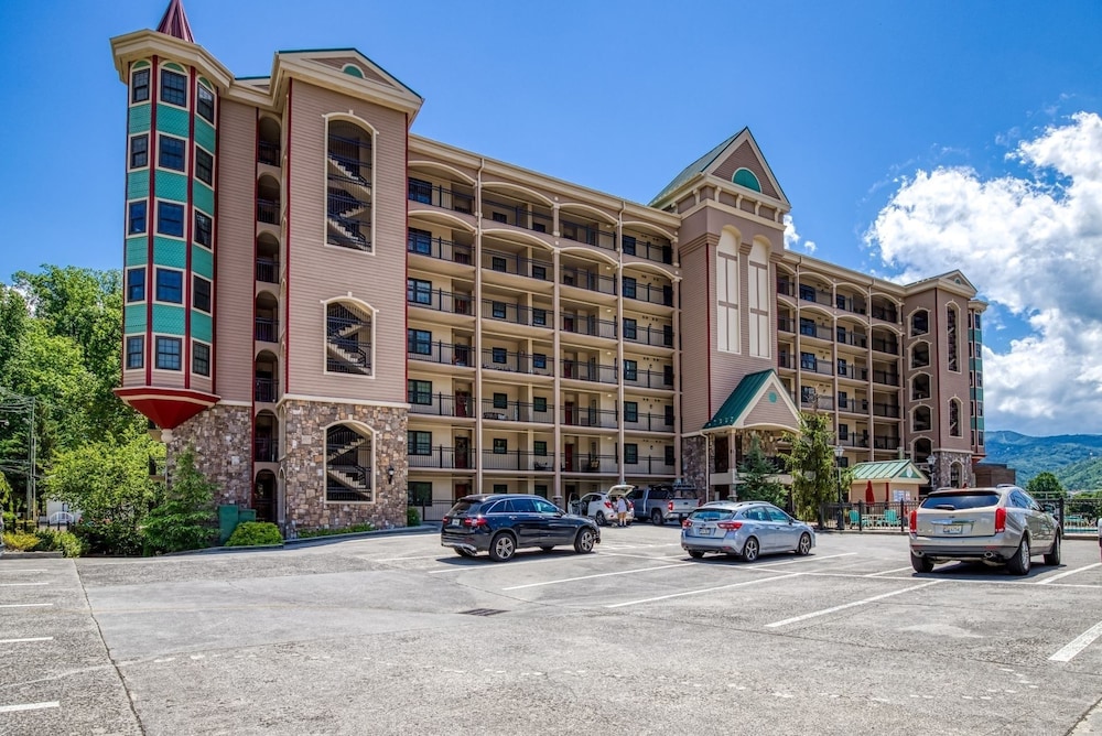 Condo, 2 Bedrooms