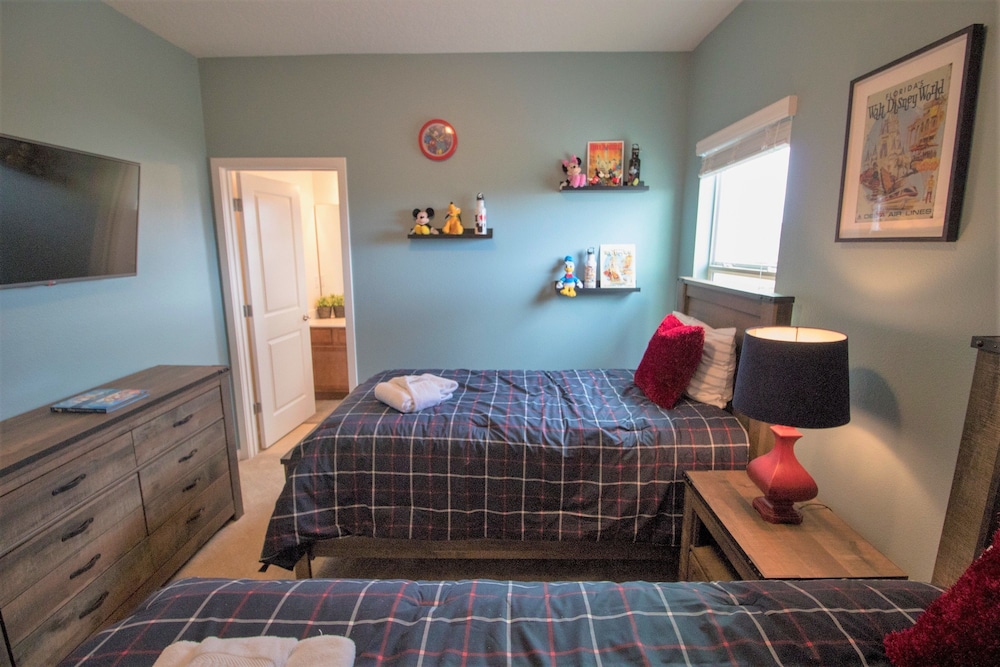 ACO PREMIUM – 6Bd with Private Pool (1768)