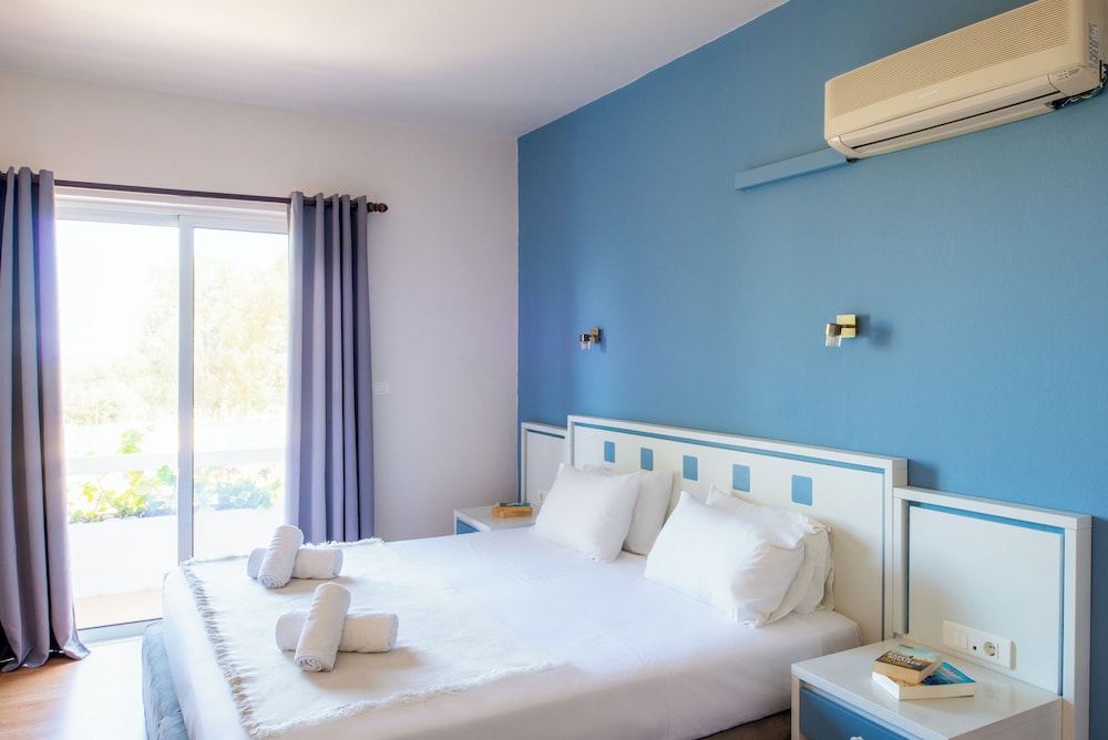 Standard Triple Room, 1 Bedroom, Sea View