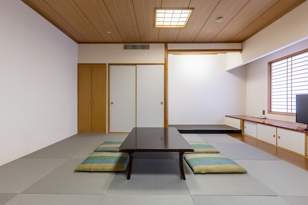 Traditional Room, Non Smoking