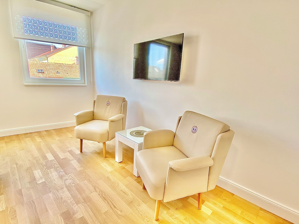 Superior Apartment, 1 Queen Bed with Sofa bed, Non Smoking, Kitchen photo 3