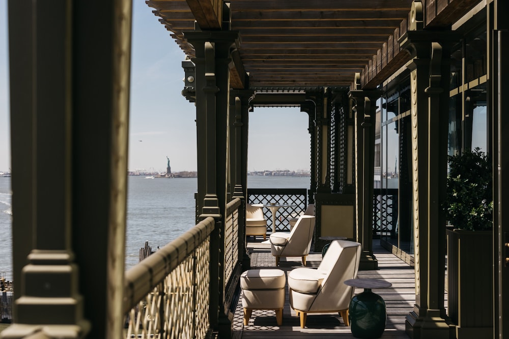 Presidential Suite, Terrace (Bartholdi) thumbnail 6