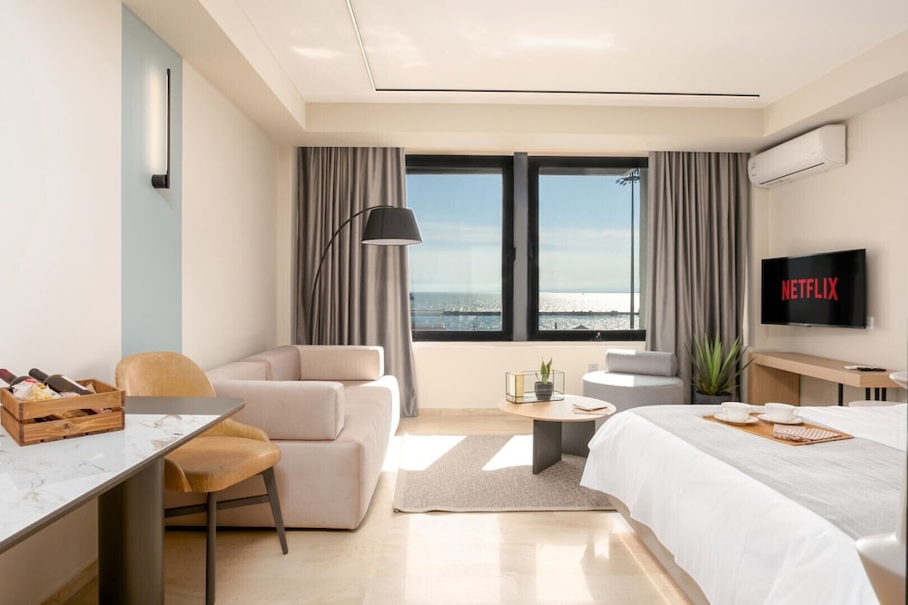 Elite Studio Suite photo 1