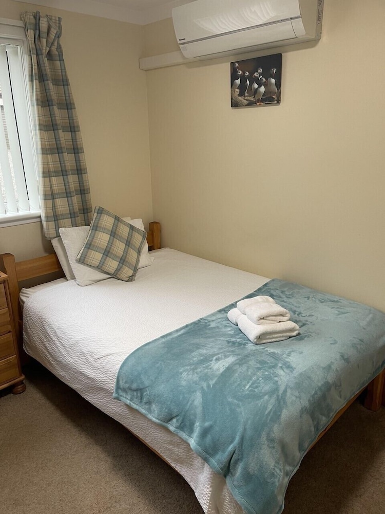 Single Room photo 2