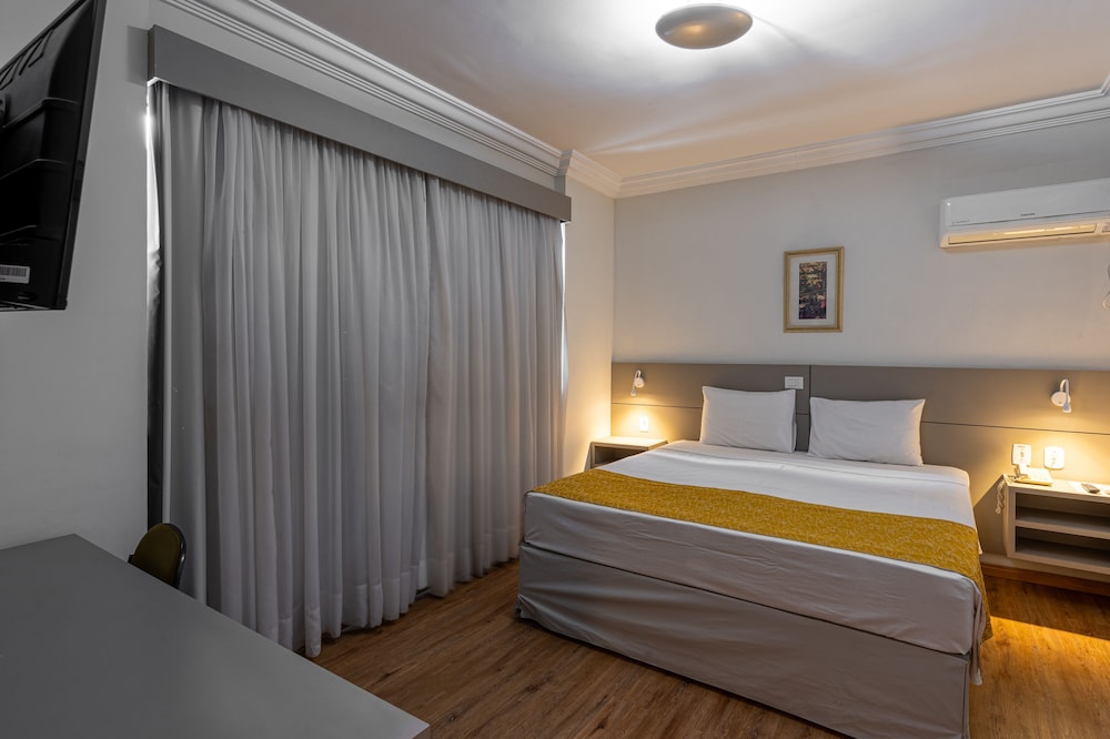 Deluxe Double Room, 1 Queen Bed, Non Smoking - Photo 1
