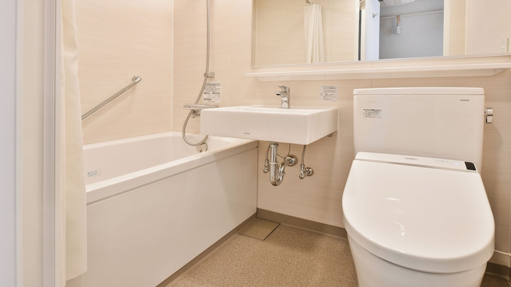 Double Room, Non Smoking - Photo 13