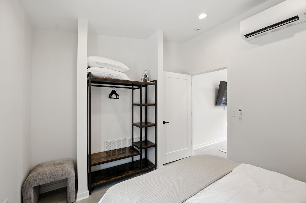Townhome, 1 Bedroom photo 3
