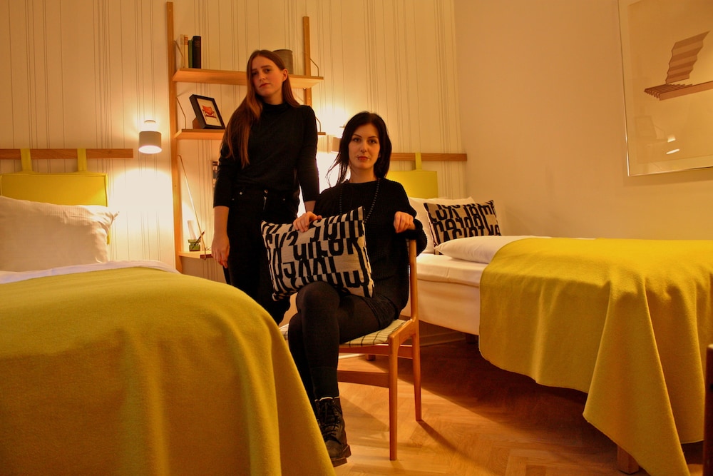 Design Twin Room - Photo 3
