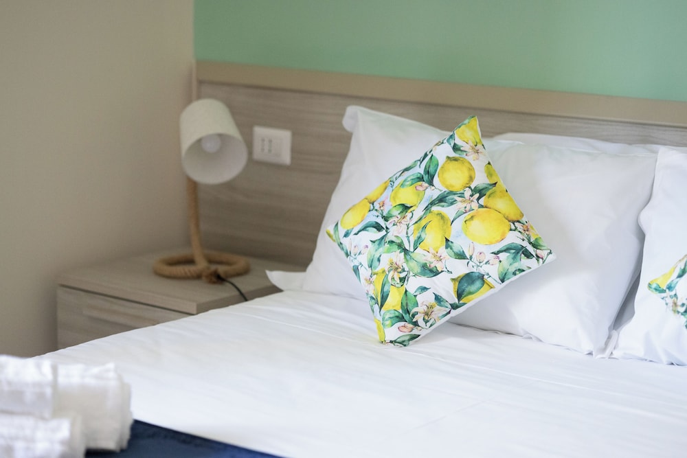 Standard Room photo 2