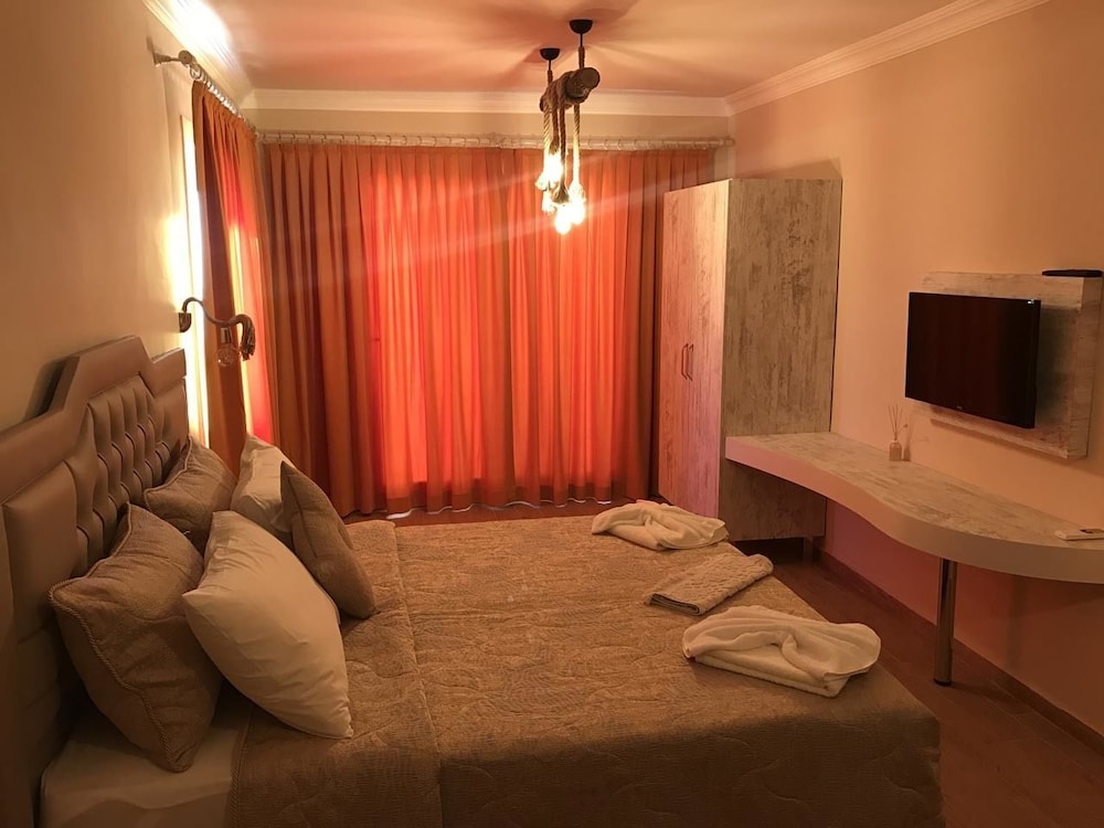 Standard Double Room photo 2