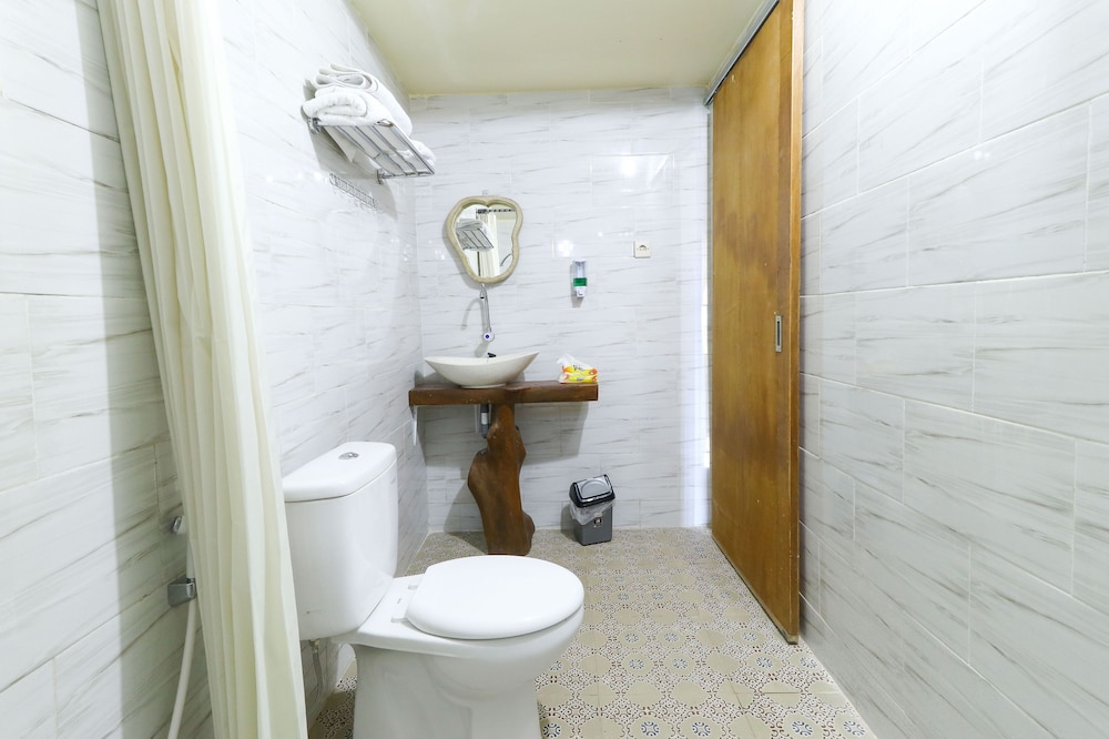Standard Double Room - Photo 4
