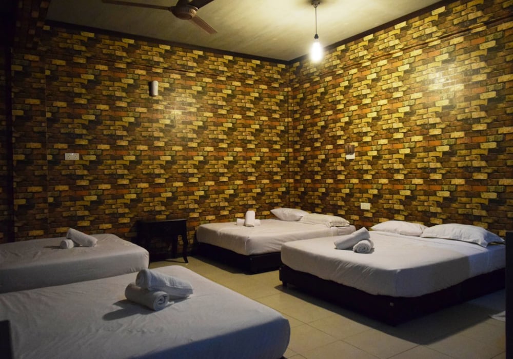 Extra Large Room