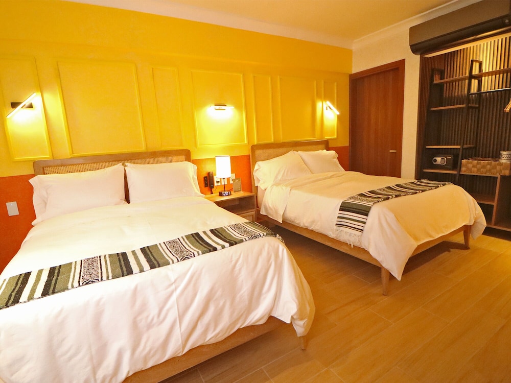 Standard Double Room, 2 Double Beds, Garden View