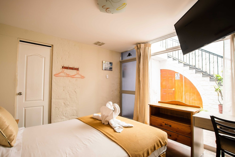 Standard Double Room, Courtyard View photo 2