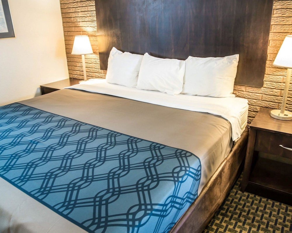 Room, 1 Queen Bed, Accessible, Non Smoking photo 1