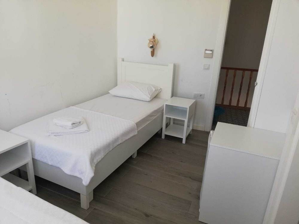 Twin Room, 2 Twin Beds