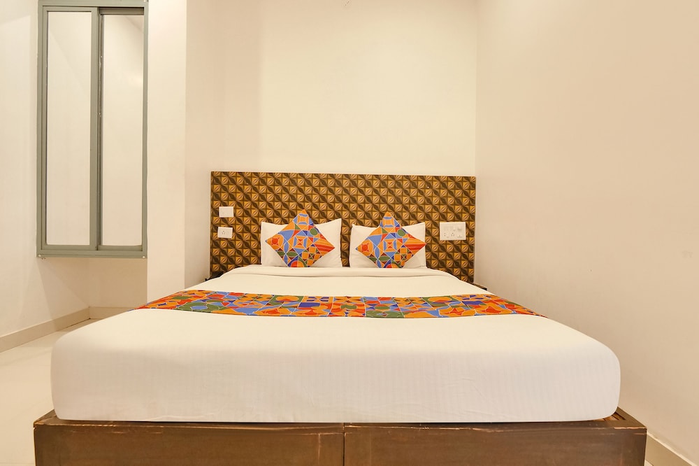 Deluxe Room, 1 Double Bed photo 2