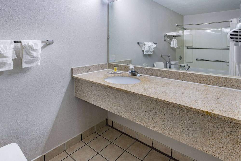 Days Inn by Wyndham Spartanburg Waccamaw, Bilde 4