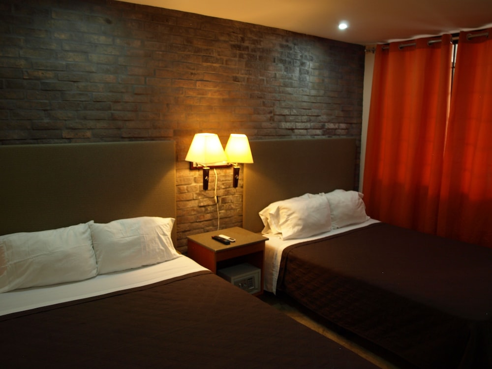 Comfort Quadruple Room
