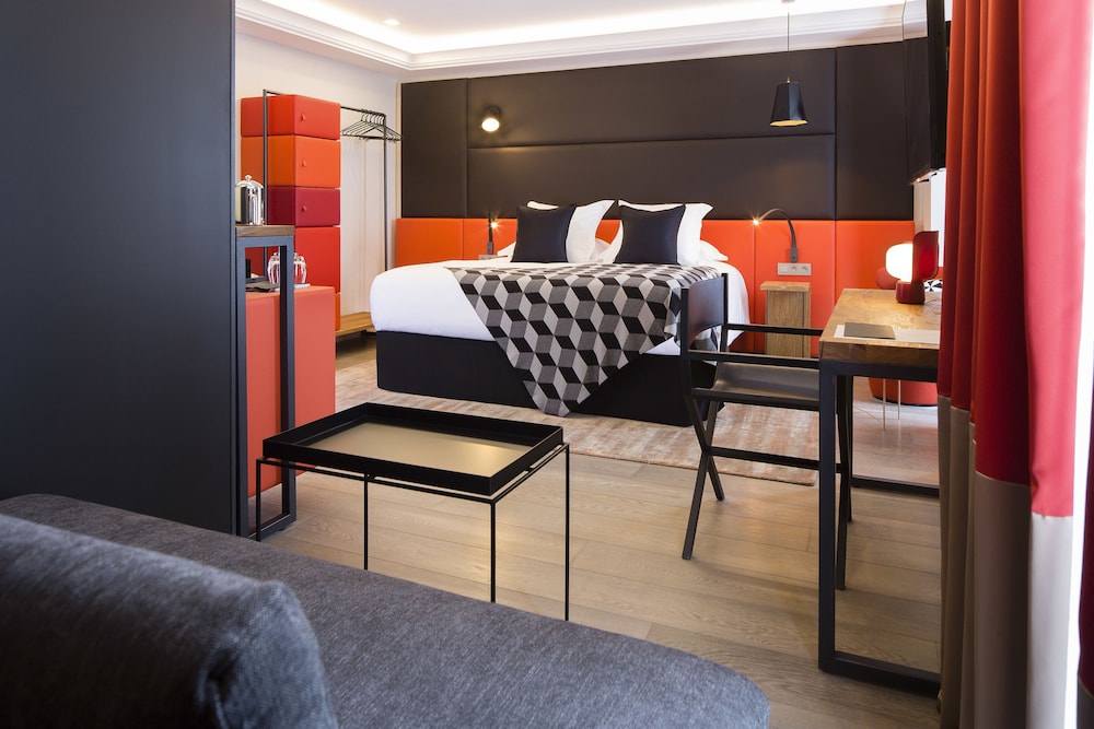 Privilege Room - Eiffel Tower view
