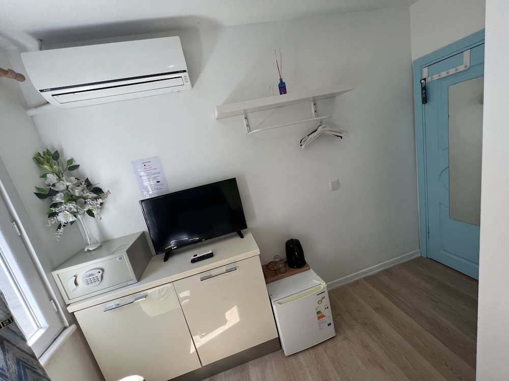Standard Room, 1 Bedroom photo 2
